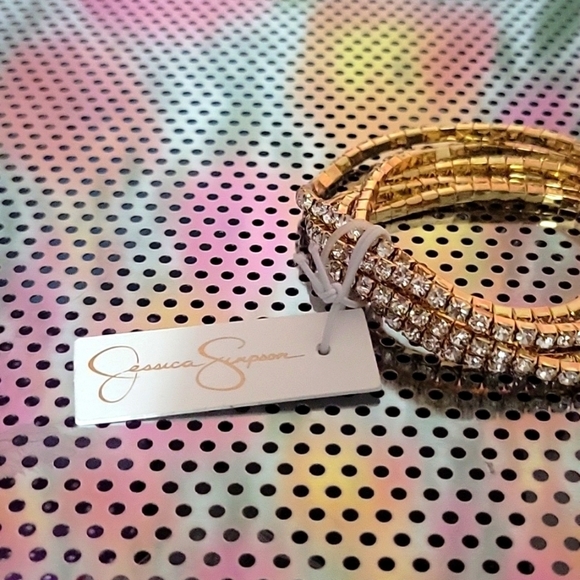 Jessica Simpson Set of 5 Stackable Rhinestone Stretch Bracelets - Picture 3 of 3